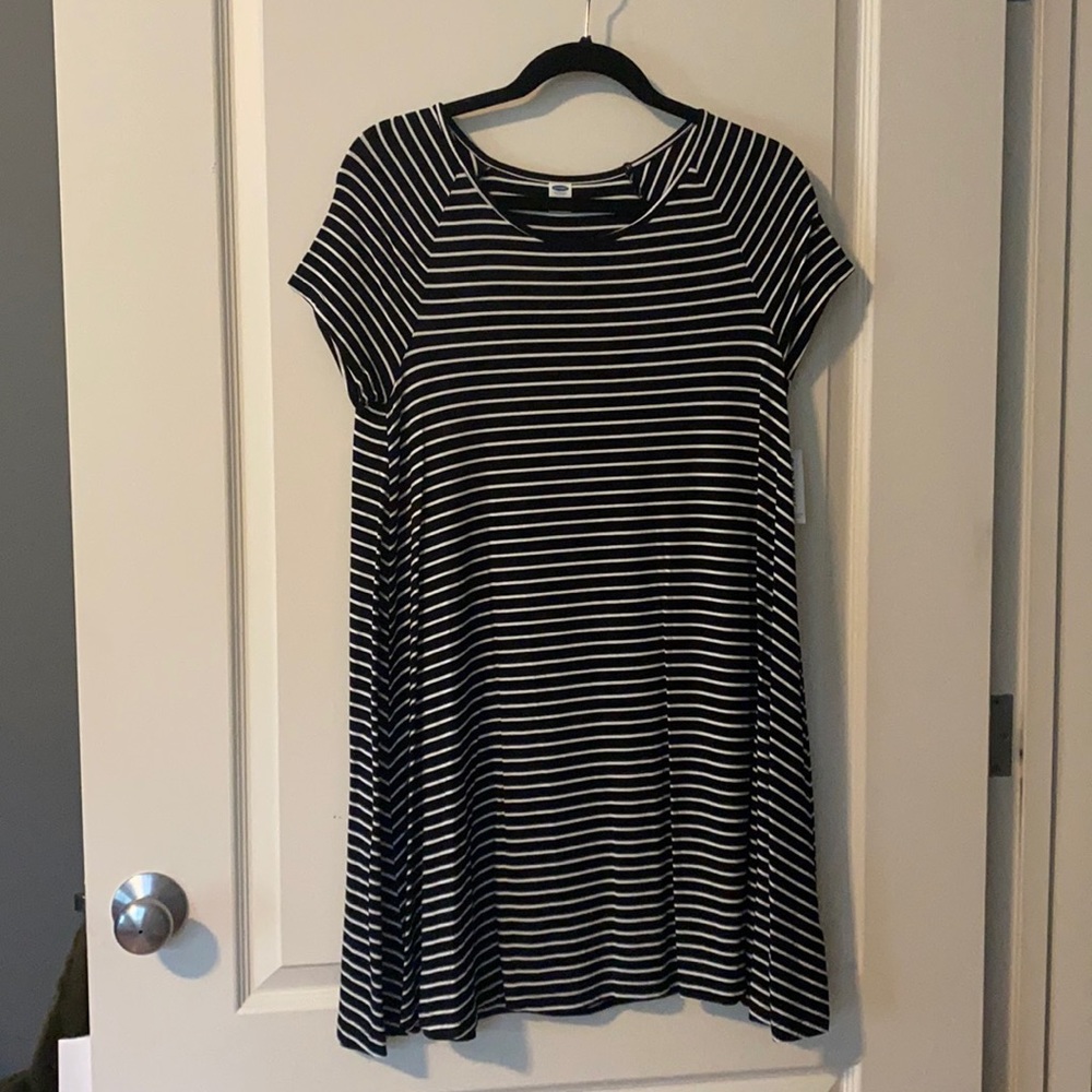 Old navy flowy dress size M